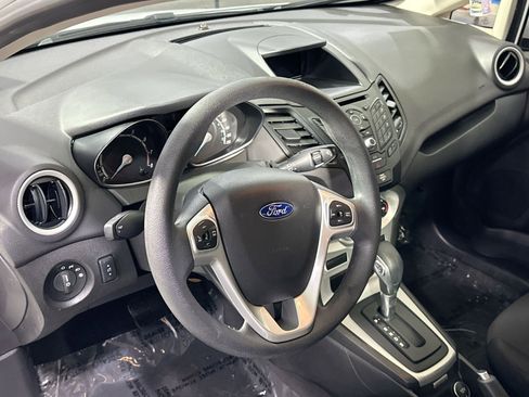 Used 2019 Ford Fiesta SE image 19