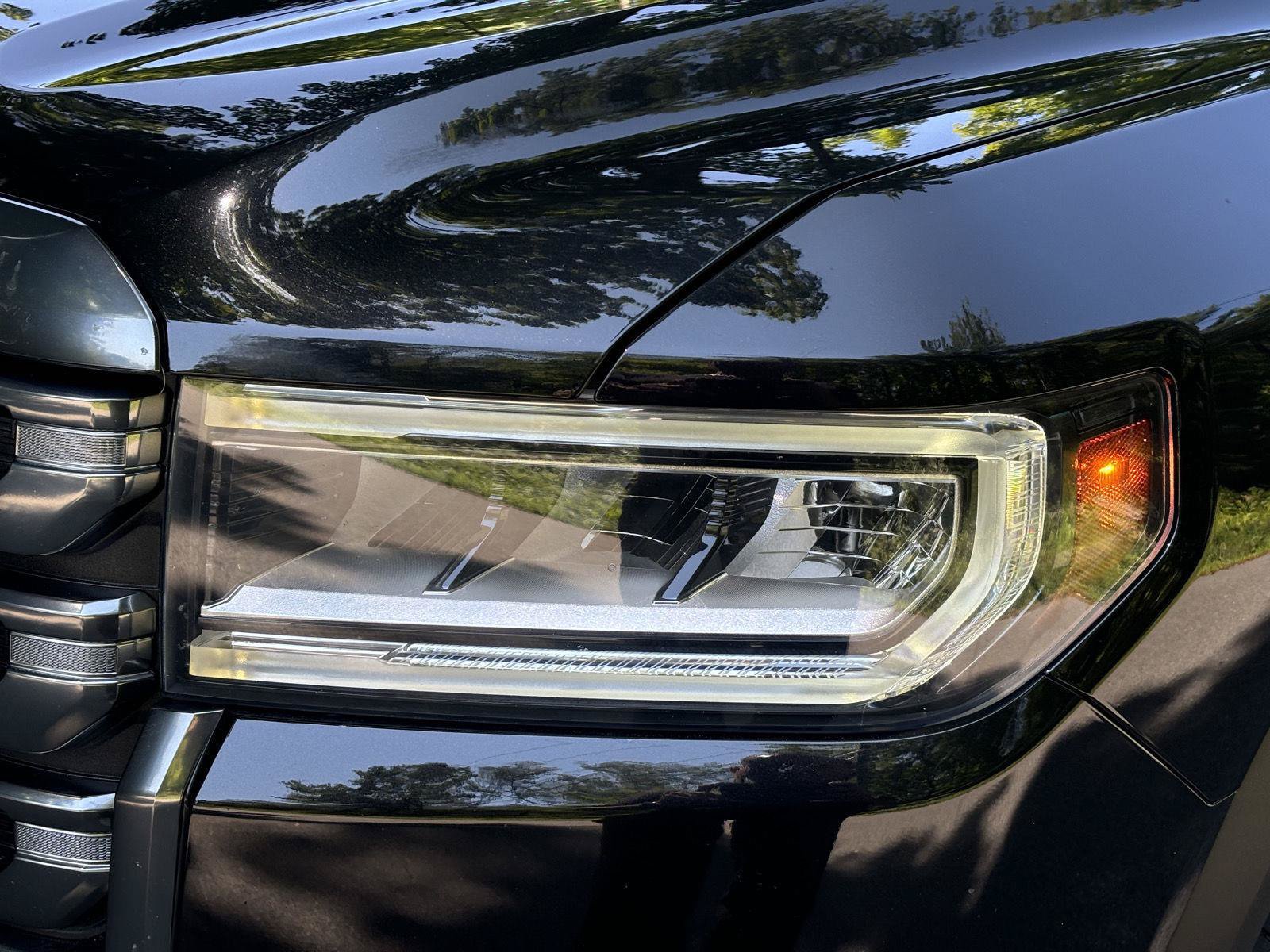 Used 2021 GMC Acadia AT4 w/ Trailering Package AWD/4WD image 23