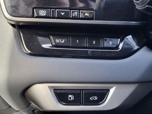 Used 2023 Lexus RX 350 F Sport w/ Accessory Package (Z1) AWD/4WD image 34