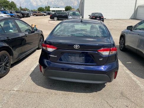 Used 2024 Toyota Corolla LE FWD image 5