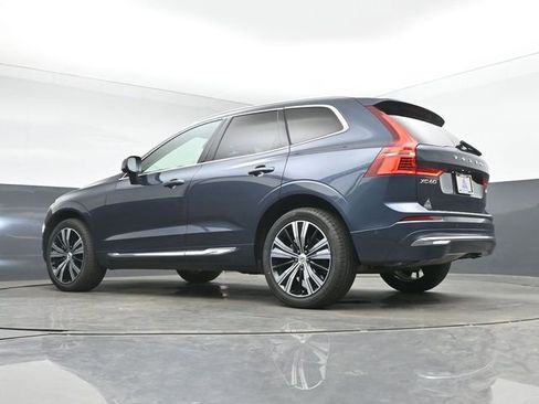 Used 2023 Volvo XC60 B5 Plus w/ Protection Package Premier FWD image 19