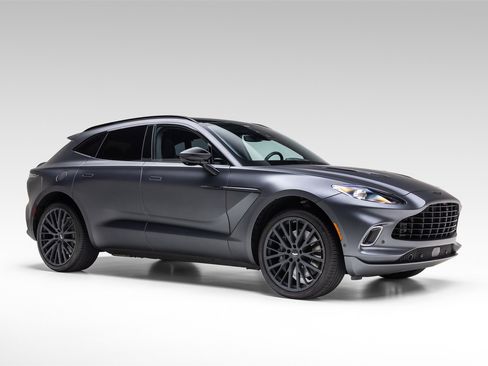 Used 2022 Aston Martin DBX AWD/4WD image 9