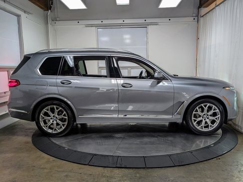 Used 2025 BMW X7 xDrive40i image 10