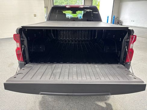 Used 2024 Chevrolet Silverado 1500 LT AWD/4WD image 34