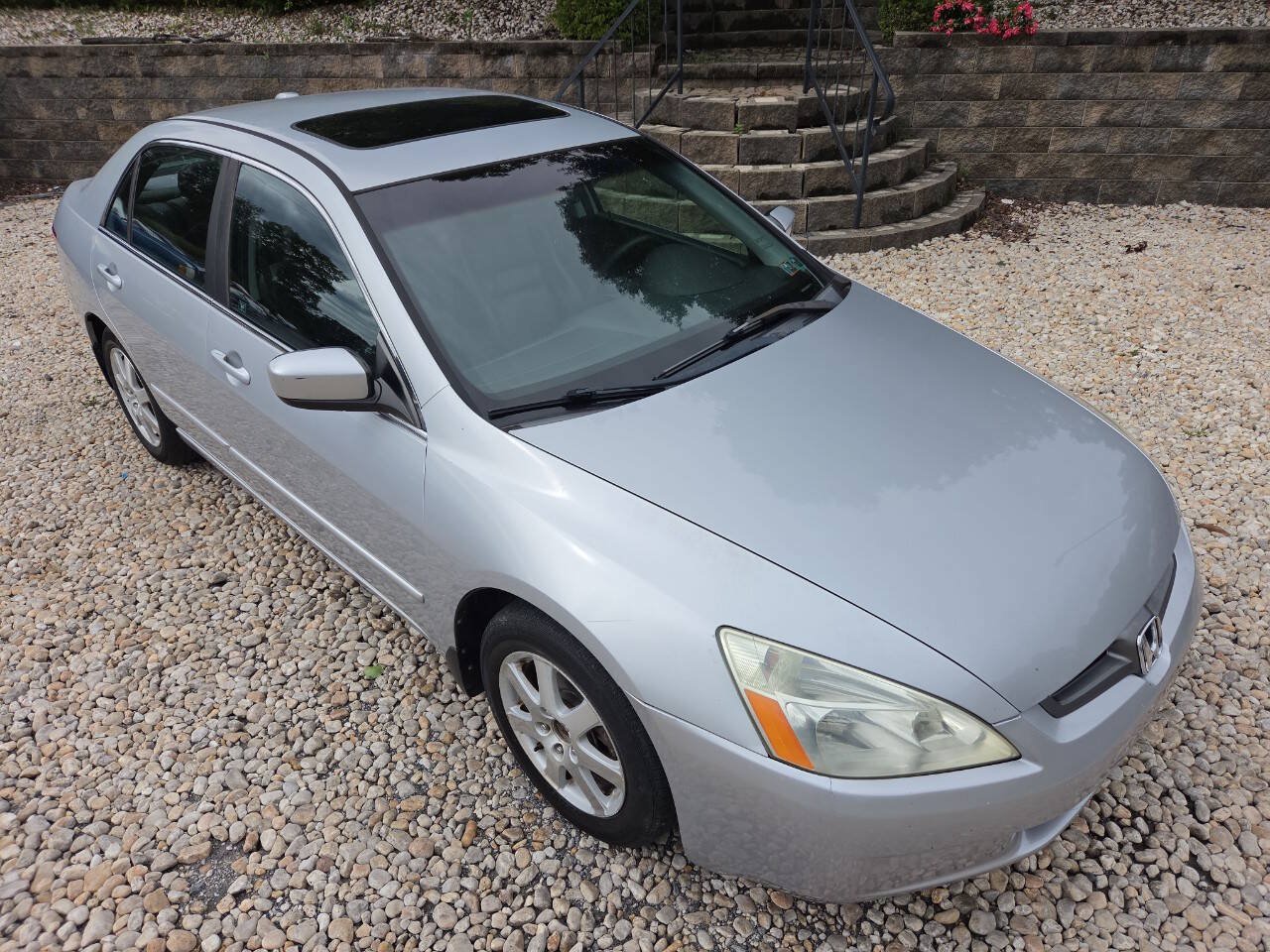 Used 2005 Honda Accord EX image 29