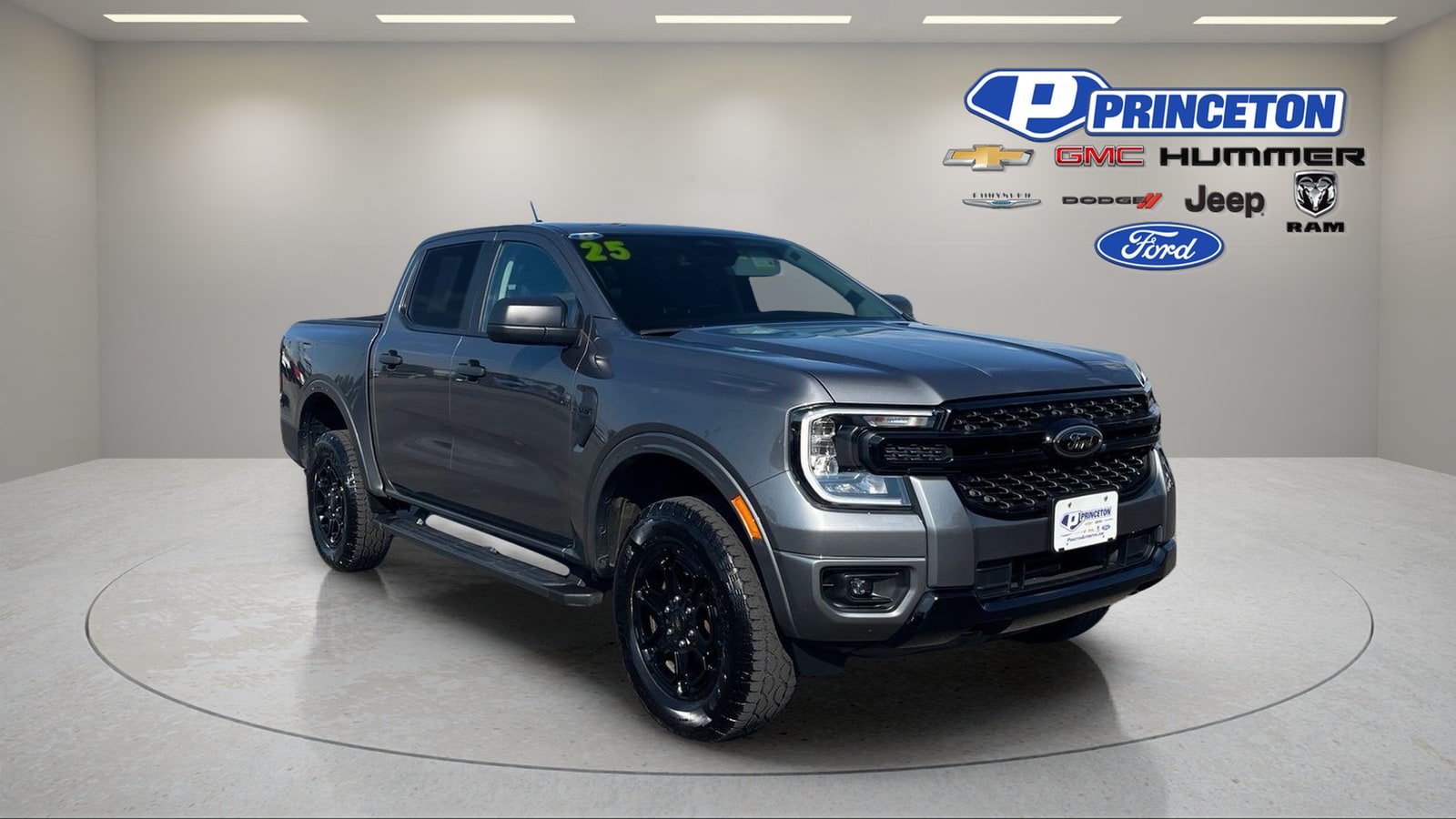 Used 2025 Ford Ranger XLT w/ FX4 Off-Road Package AWD/4WD image 1