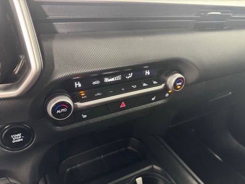 Used 2024 MAZDA CX-50 AWD 2.5 S w/ Premium Package image 19