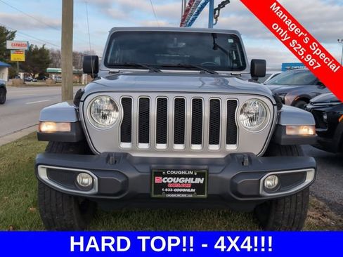 Used 2021 Jeep Wrangler Unlimited Sahara w/ Uconnect 4C Nav & Sound Group image 2