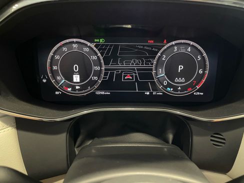 Used 2024 Jaguar F-PACE R-Dynamic S AWD/4WD image 45