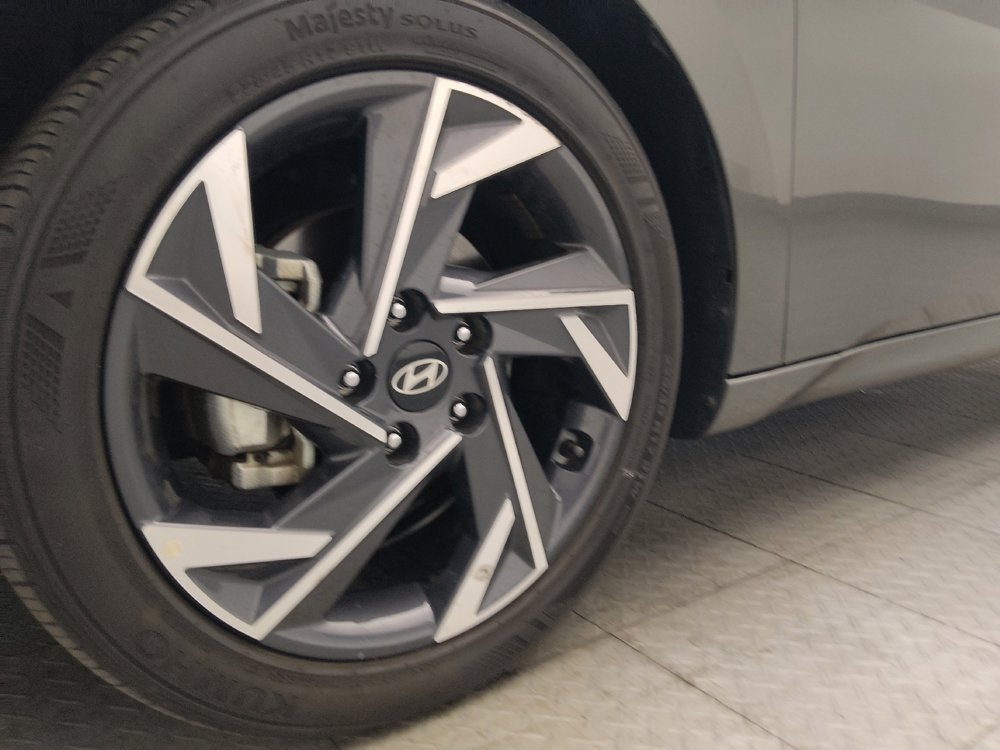 Used 2024 Hyundai Elantra SEL w/ Convenience Package FWD image 31