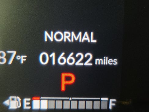 Used 2025 Honda HR-V Sport image 19