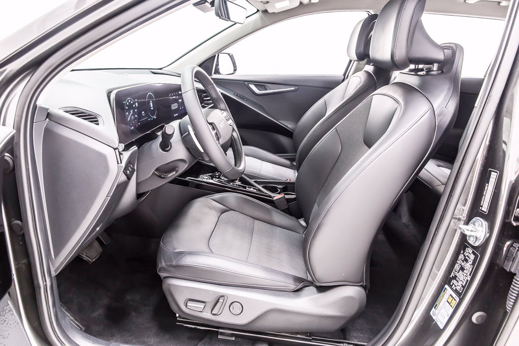 Used 2024 Kia Niro Wind FWD image 27