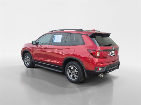 Certified 2022 Honda Passport TrailSport image 6