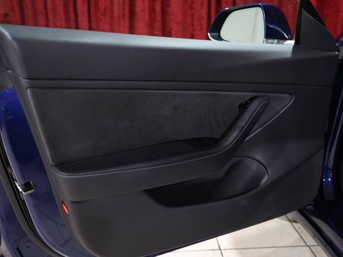 Used 2019 Tesla Model 3 Long Range AWD/4WD image 11