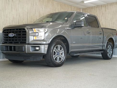 Used 2016 Ford F150 XLT w/ Equipment Group 301A Mid RWD image 4