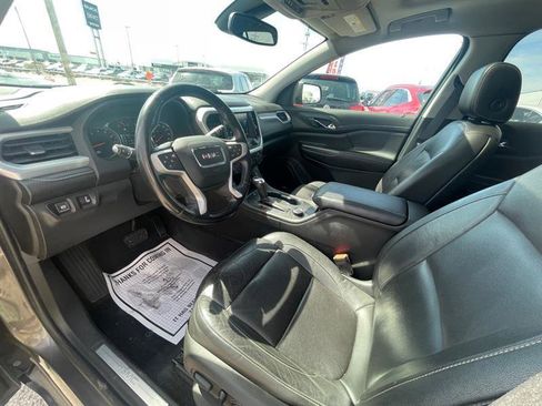 Used 2019 GMC Acadia SLT image 11