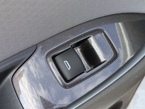 Used 2024 Chevrolet Malibu LS FWD image 25