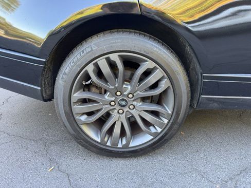 Used 2017 Land Rover Range Rover image 34