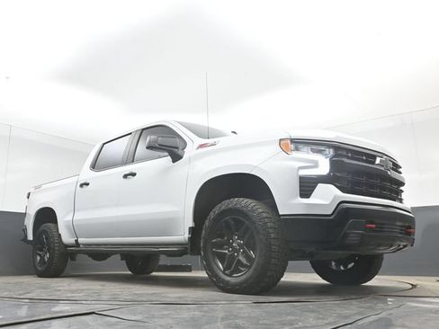 Used 2024 Chevrolet Silverado 1500 LT Trail Boss w/ Protection Package AWD/4WD image 38