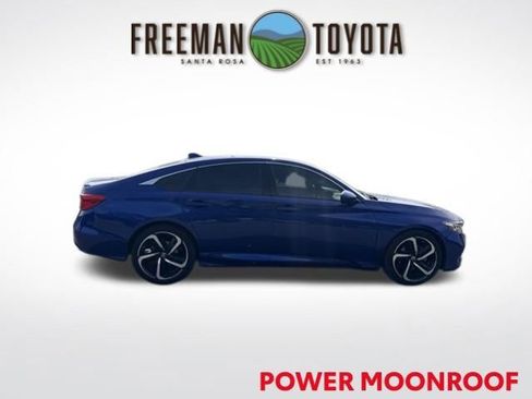 Used 2019 Honda Accord Sport image 3