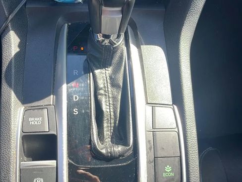 Used 2019 Honda Civic Sport image 21