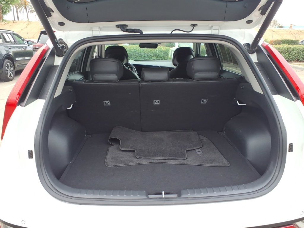 Used 2023 Kia Niro Wave FWD image 9
