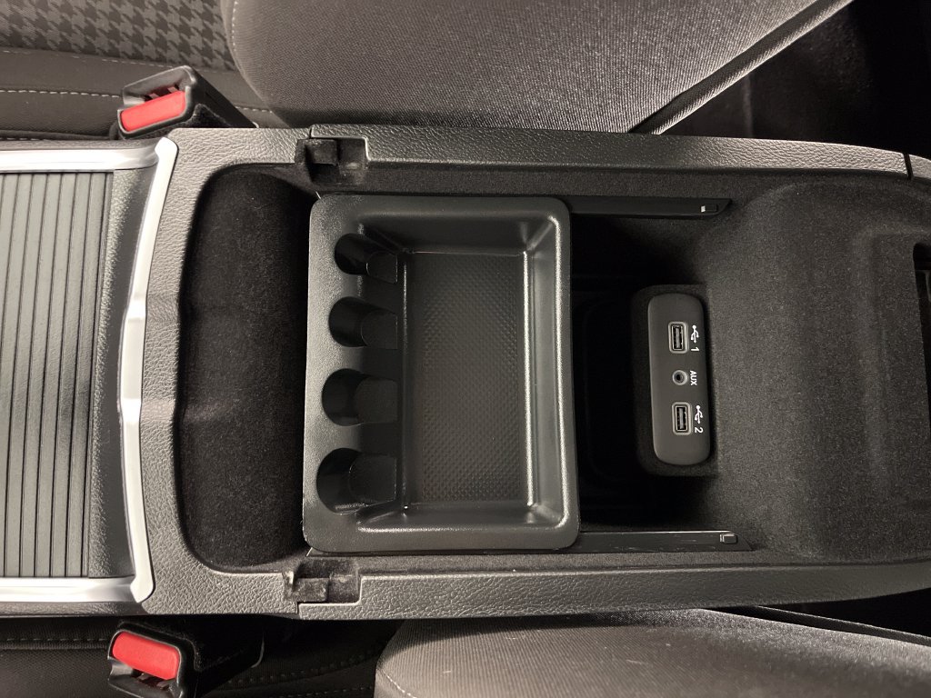 Used 2023 Dodge Charger SXT AWD/4WD image 23