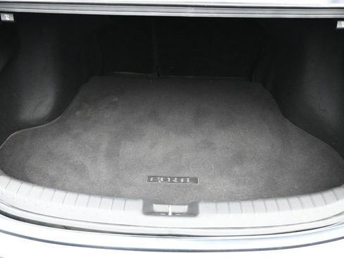 Used 2022 Kia Forte LXS image 14