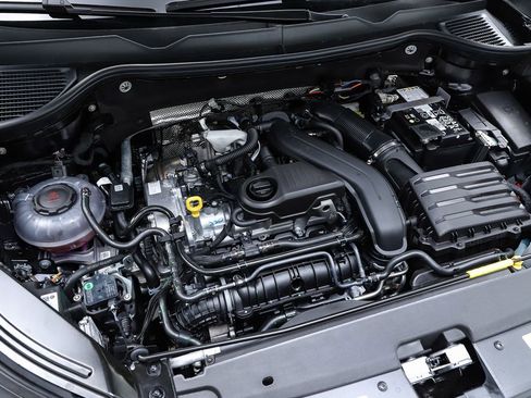 New 2026 Volkswagen Taos S FWD image 27