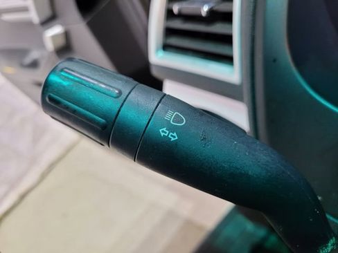 Used 2014 Ford Explorer XLT w/ Equipment Group 202A image 38