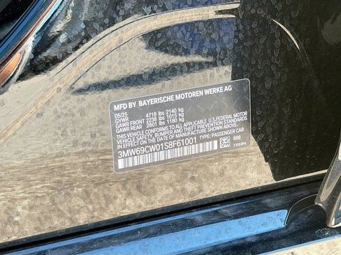 New 2025 BMW 330i Sedan w/ Premium Package RWD image 44