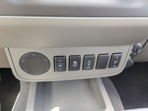 Used 2019 Nissan Frontier SV w/ Value Truck Package image 22