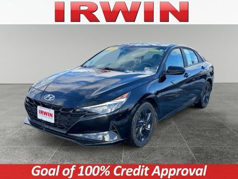 Certified 2022 Hyundai Elantra SEL image 1