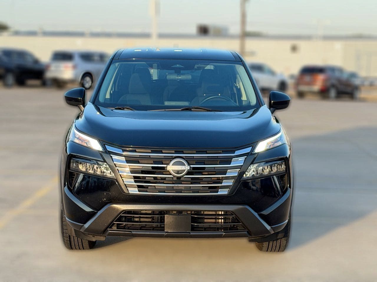 Used 2024 Nissan Rogue SV AWD/4WD image 5