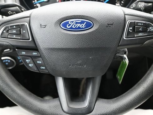 Used 2018 Ford Focus SE image 20
