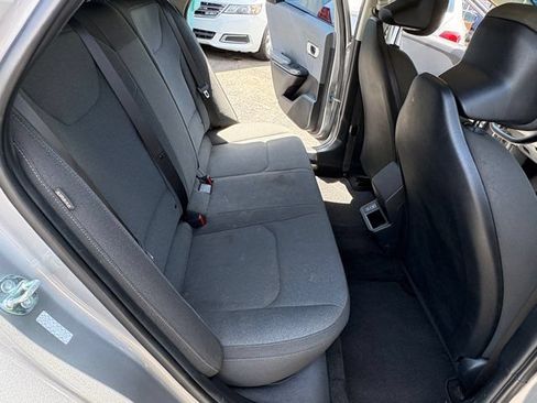Used 2025 Kia K4 FWD image 17