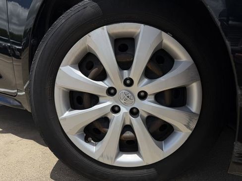 Used 2021 Toyota Corolla LE FWD image 10