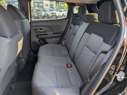 New 2026 Nissan Kicks SV image 18