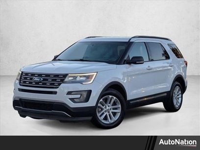 Used 2017 Ford Explorer XLT