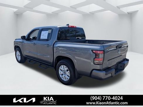 Used 2022 Nissan Frontier SV image 5