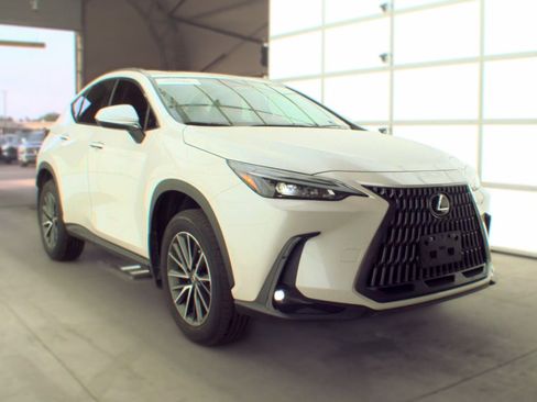 Used 2025 Lexus NX 450h+ AWD w/ Luxury Package image 2