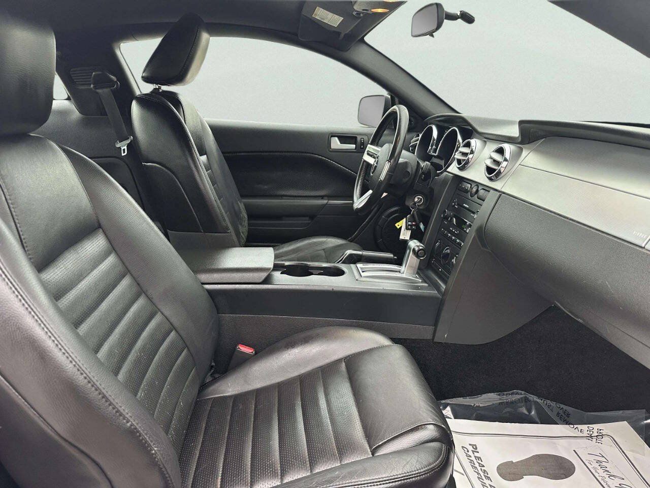 Used 2006 Ford Mustang GT RWD image 14