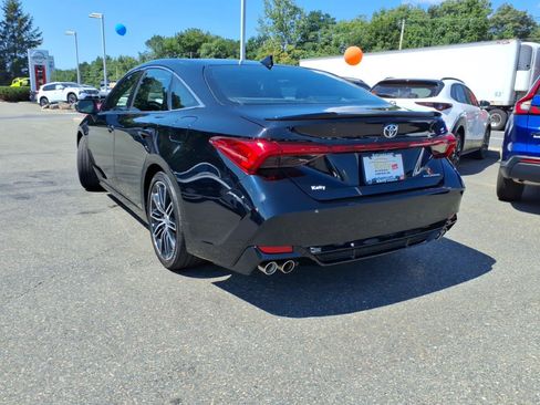 Used 2022 Toyota Avalon Touring w/ Carpet Mat Package (TMS) FWD image 7