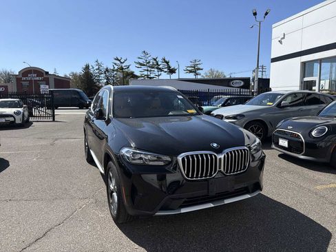 Used 2023 BMW X3 xDrive30i w/ Premium Package image 6