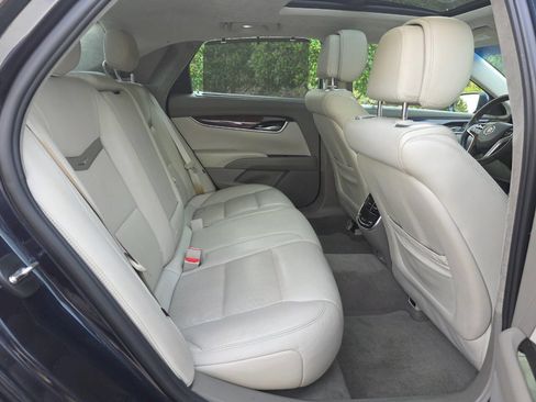 Used 2014 Cadillac XTS Platinum image 37