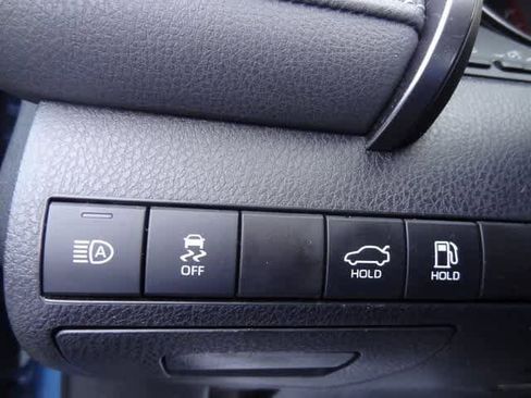 Used 2023 Toyota Camry XSE image 11