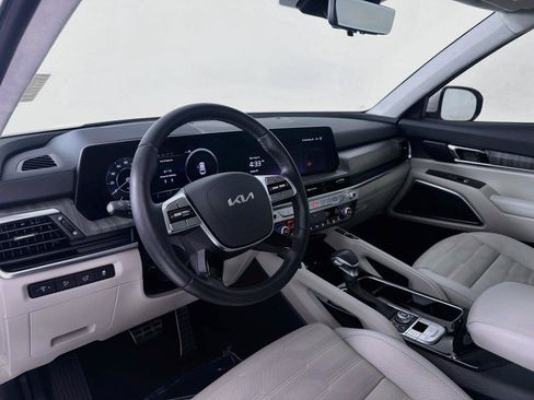 Used 2024 Kia Telluride SX Prestige AWD/4WD image 4