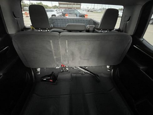 Used 2024 Chevrolet Silverado 1500 LT Trail Boss w/ Protection Package image 17