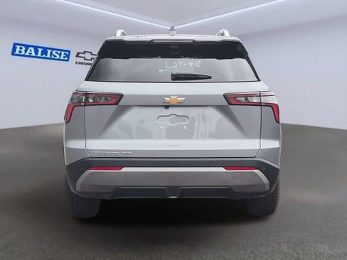 New 2026 Chevrolet Equinox LT w/ Convenience Package II AWD/4WD image 4
