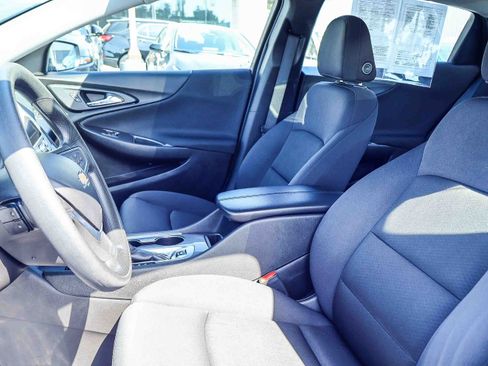 Used 2022 Chevrolet Malibu LT FWD image 13